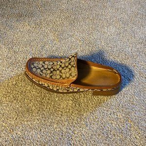 Hop scotch: Coach Vanessa Slides made in Italy